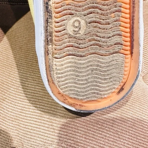 US Sports Women Sneakers. - Picture 7 of 15